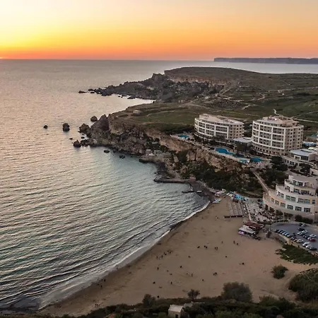 Harbour Lights Seafront 2 Bedroom Apartments With Panoramic Sea Views - By Getawaysmalta St. Paul's Bay Exterior photo