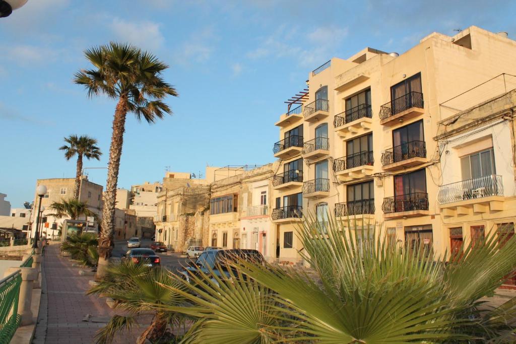 Harbour Lights Seafront 2 Bedroom With Panoramic Sea Views - By Getawaysmalta St. Paul's Bay