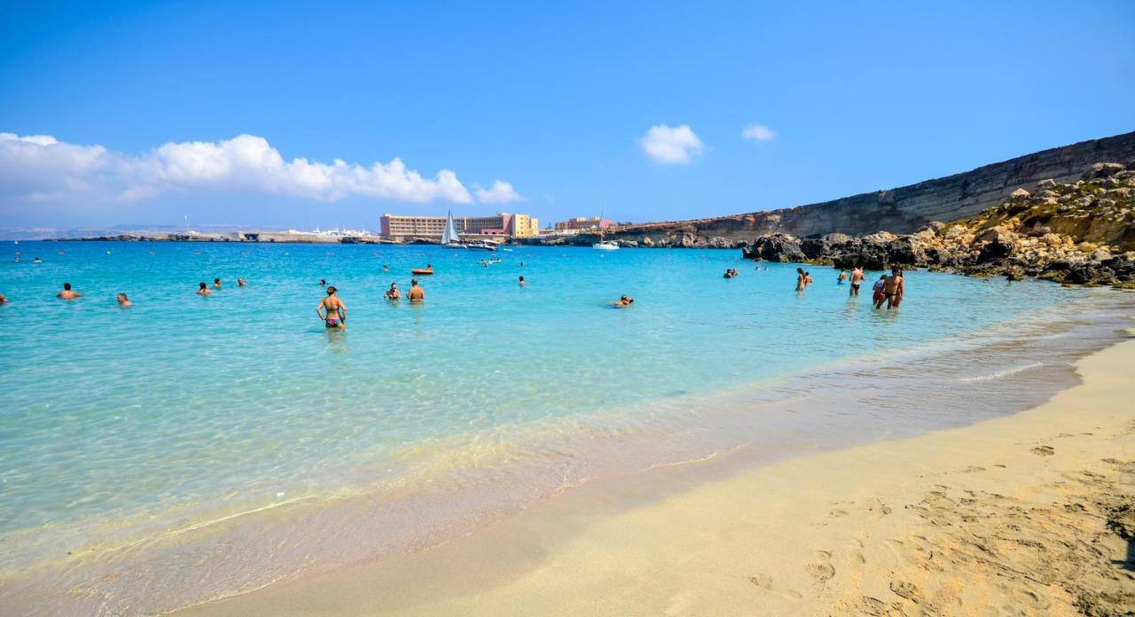 Harbour Lights Seafront 2 Bedroom With Panoramic Sea Views - By Getawaysmalta Apartment